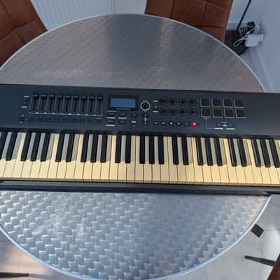 Novation Impulse 61 MIDI Keyboard Controller 2011 - Present - Gray