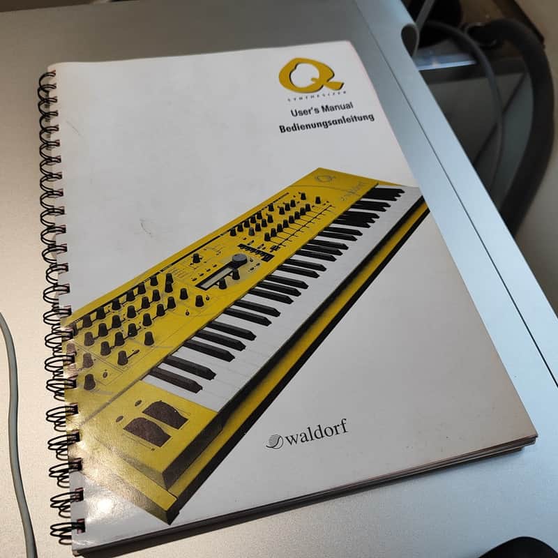 Waldorf Q keyboard owners manual 1999 image 1