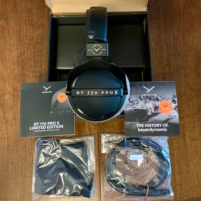 Beyerdynamic DT 770 PRO X Limited Edition Studio Headphones image 2