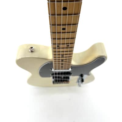 Fender Deluxe Nashville Telecaster, Maple Fingerboard, 2020 - White Blonde image 4