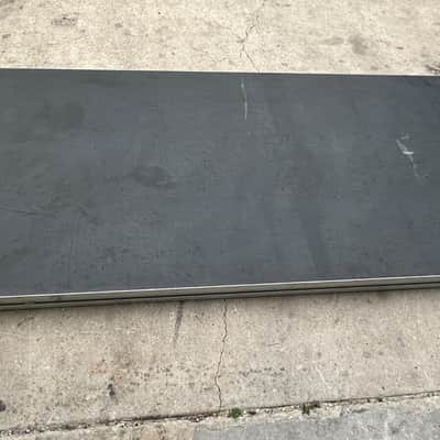 Stageright Reversible 4'x8' All Purpose Stage Deck (One)THS image 3