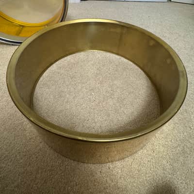 Pearl Free-Floating Snare Drum 14x6.5” (2nd Gen) 90s - Acrylic Crystal Beat + Brass Shell image 5