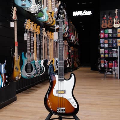 Fender Jazz Bass Gold Foil image 2