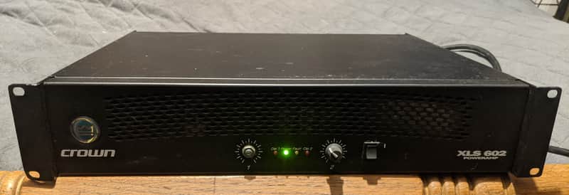 Crown XLS 602 2-Channel Power Amplifier 2000s - Black image 1