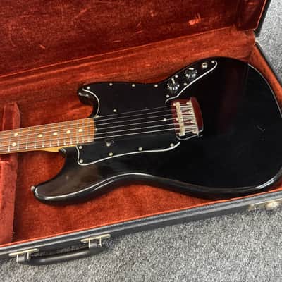 Fender Musicmaster with Rosewood Fretboard 1978 - Black image 17