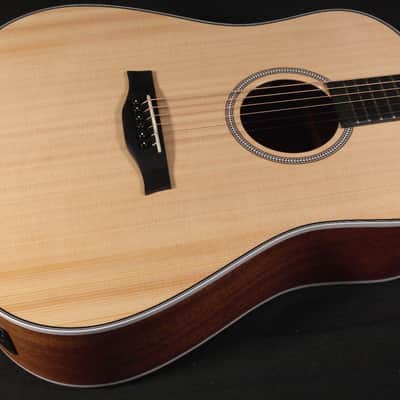 Seagull Maritime SWS Natural Acoustic Electric 747 image 1