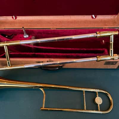 King H.N. White Co. 2B Liberty 1950 Vintage - Brass image 3