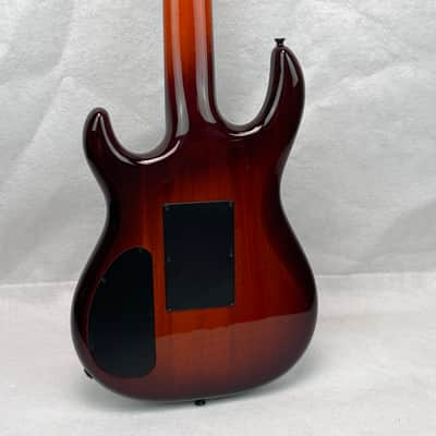 Carvin 7 String Electric Guitar DC727 1999-2006 OHSC DC 727 image 2
