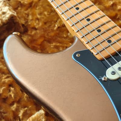 Fender Bruno Mars Signature Stratocaster 2023 - Mars Mocha image 11