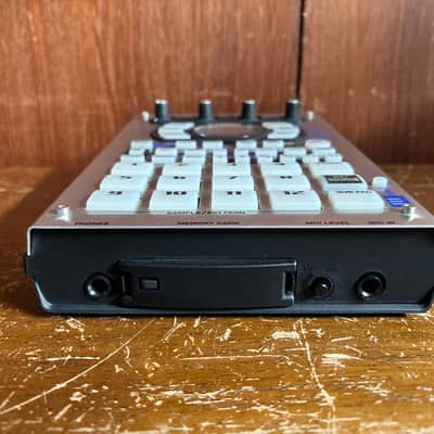 Roland SP-404 Sampling Workstation w/ power supply image 9