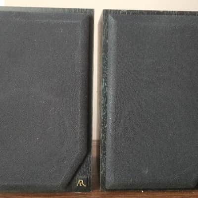 Acoustic Research 215PS bookshelf speakers in very good condition image 2