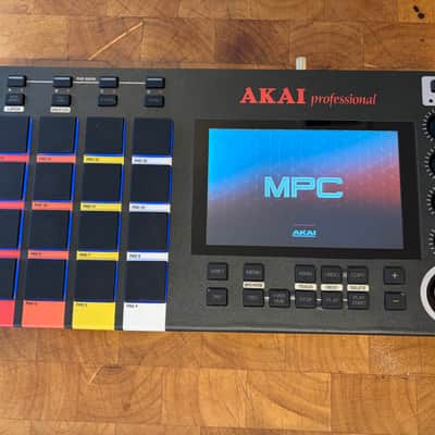 Akai MPC Live Standalone Sampler / Sequencer 2017 - 2020 - Black image 2