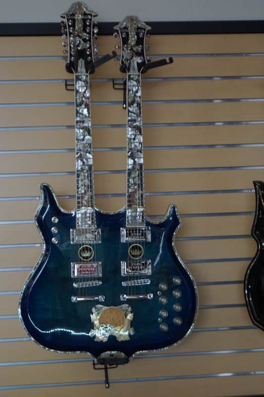 Minarik Goddess double neck image 1