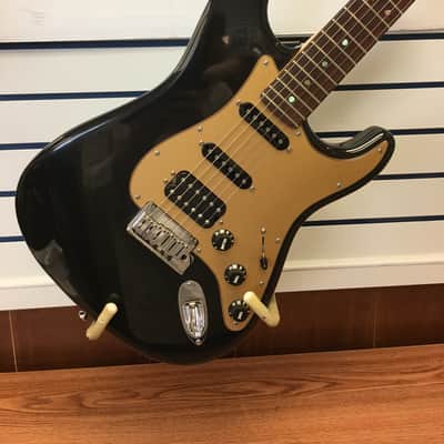 Fender American Deluxe Strat Montego Black image 3