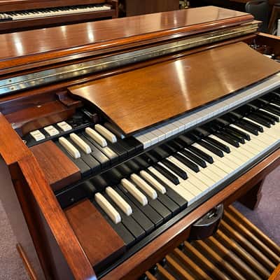 Hammond C3 1960 red walnut RESTORED image 8