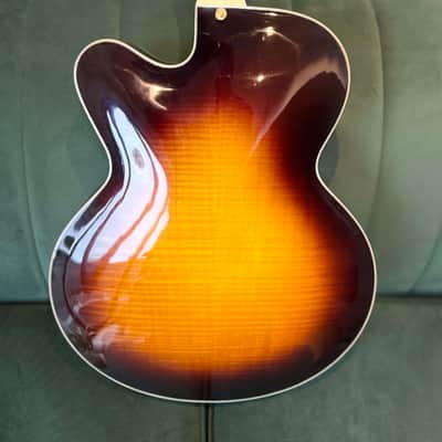Eastman AR503CE Archtop Single Cutaway 2010 - Present - Sunburst image 8