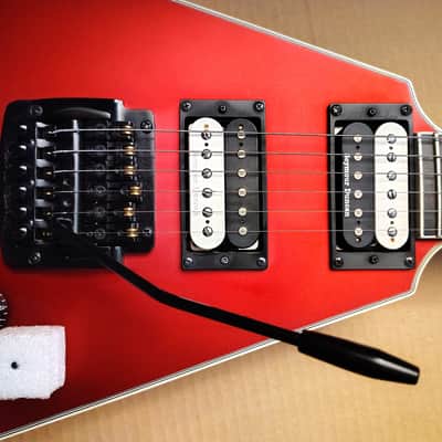 Dean V Select 24 Kahler 2021 - Metallic Red Satin image 6