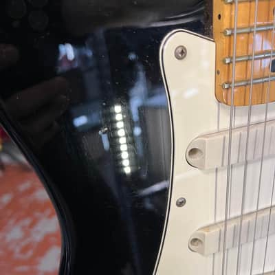 Fender   American Elite Stratocaster Black 1983 image 5