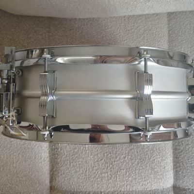 Ludwig No. 404 Acrolite 5x14" 8-Lug Aluminum Snare Drum with Pointed Blue/Olive Badge 1969 - 1979 - Matte Aluminum image 2