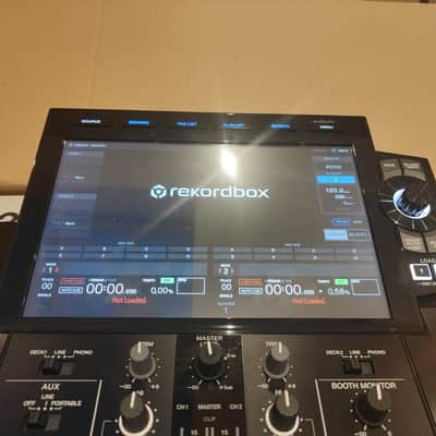Pioneer XDJ RX3 DJ Controller image 4