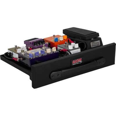 Gator GPT-BL-PWR-CE Pedalboard bois 16.5"x12" avec housse nylon et alimentation image 3