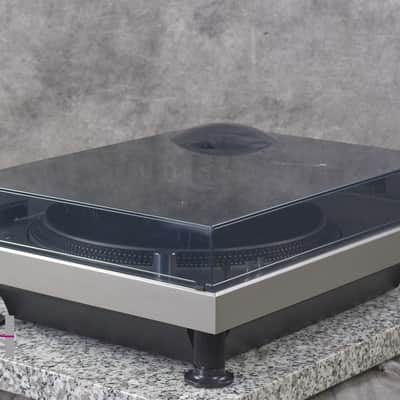 Technics SL-1200 First Model Direct Drive Player System In Very Good Condition image 3