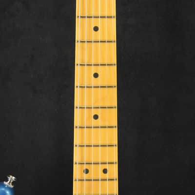 Fender American Professional Classic Stratocaster HSS Faded Lake Placid Blue Maple Fingerboard image 4
