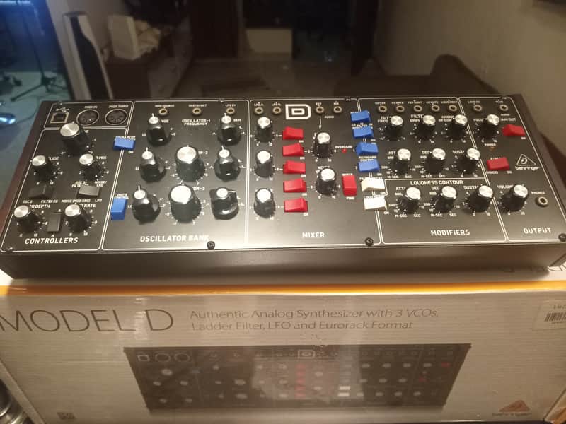 Behringer Model D Analog Synthesizer 2018 - Present - Black image 1