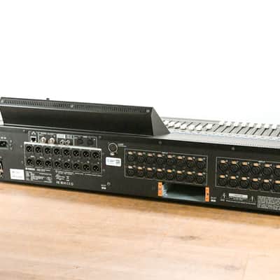 Yamaha LS9-32 32-Input Digital Mixing Console CG0110D image 8