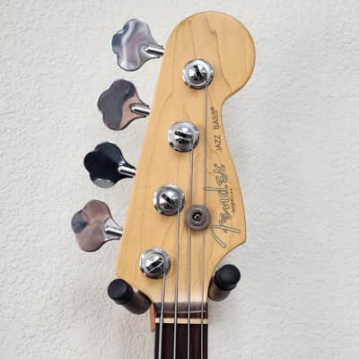 Fender American Standard Jazz Bass with Rosewood Fretboard 1998 - 2000 - 3-Color Sunburst image 4