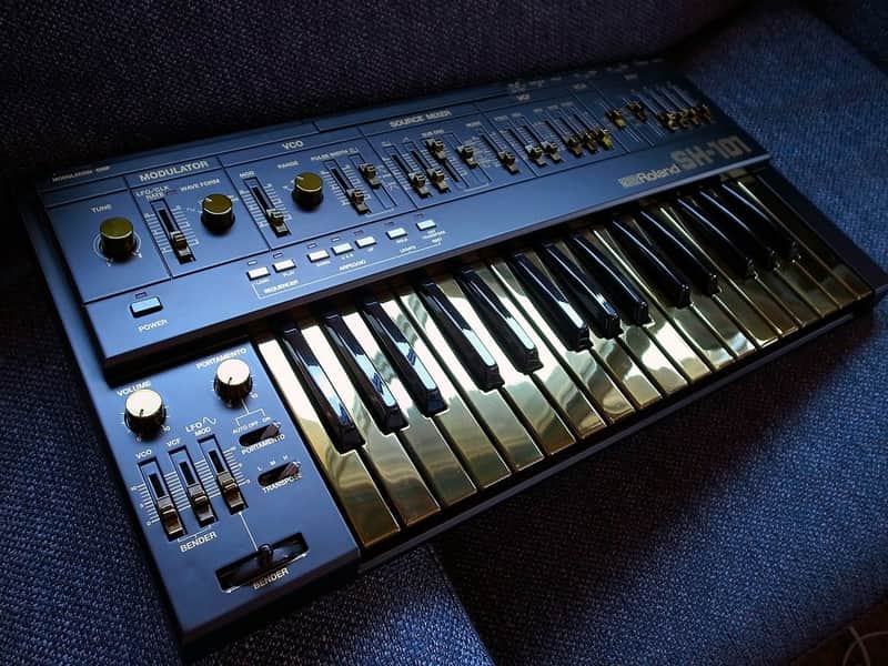 Roland SH-101 1982 - Custom Black & Gold Finish by GhostInMPC (Japan) image 1