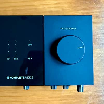 Native Instruments Komplete Audio 2 Desktop USB Audio Interface 2019 - Black image 3