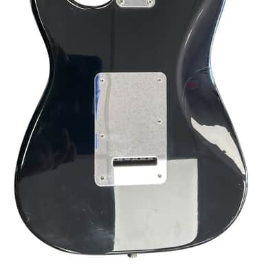 Fender Guitar - Electric Stratocaster Standard image 2