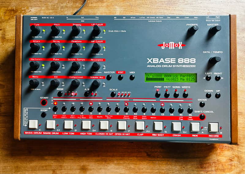 JoMox XBASE 888 image 1