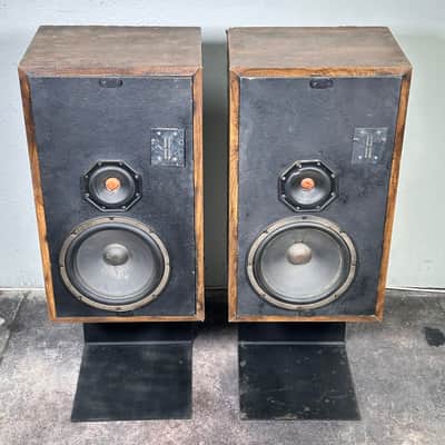 Infinity Qb 3-Way Floor Speaker Set w/ Orginal Stands image 8