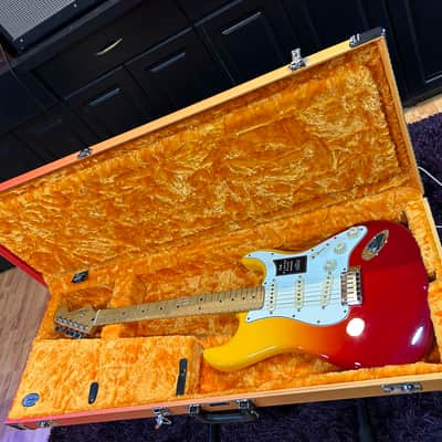 Fender Player Plus Stratocaster 2022 - Tequila Sunrise image 1