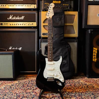 Fender Standard Stratocaster with Rosewood Fretboard 2004 - Black With EMG David Gilmour Pickup Set image 4
