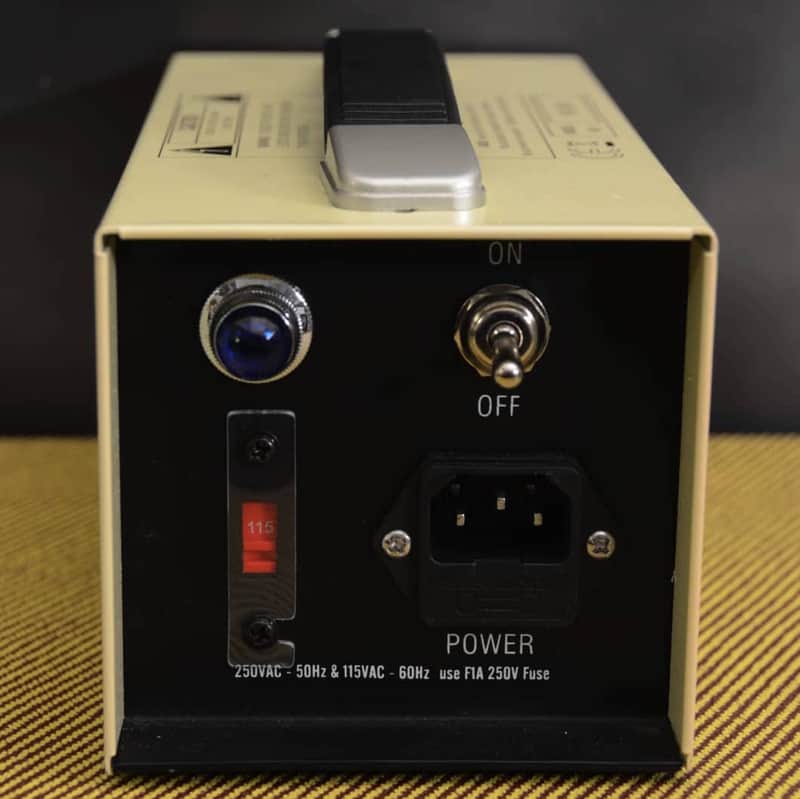 Avantone Audio BV-12 Multipattern Tube Condenser Microphone image 4