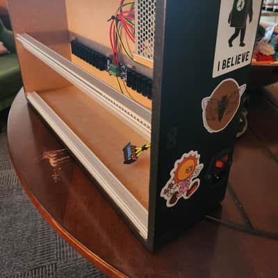 Powered Eurorack Case 88hp 6u 2023 - Black image 3