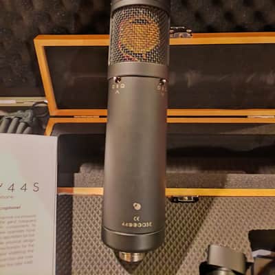 Vanguard Audio Labs V44S limited edition "eclipse" image 2