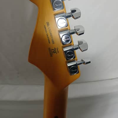 Fender American Professional II Stratocaster HSS with Maple Fretboard 2020 - Present - Mystic Surf Green image 7