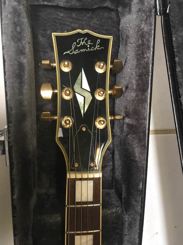 Samick  les paul custom   1987 Black  very rare the samick lawsuit headstock image 1
