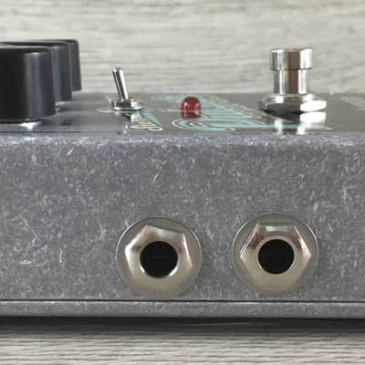 Electro Harmonix Stereo Pulsar Tremolo image 13