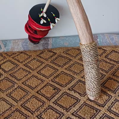 West African-style gourd disc sistrum (wasamba): large image 3