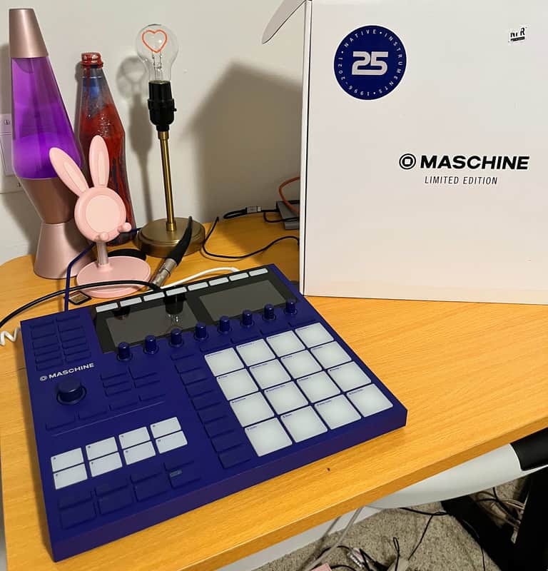 Native Instruments Maschine MKIII Limited Edition 2022 - Purple
