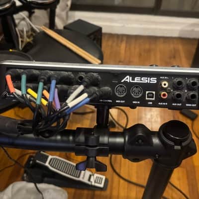 Alesis DM10 Studio Kit Electronic Drum Set 2010s - Black image 4
