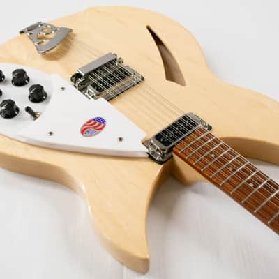 Rickenbacker 330/12 Semi-hollow 12-string Electric Guitar - Mapleglo image 4