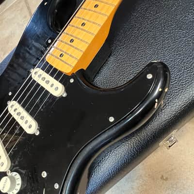 2008 Fender Custom Shop David Gilmour Stratocaster Relic Black image 10