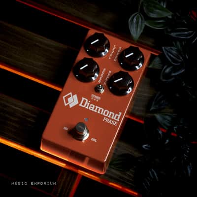 Diamond Pedals Phase: All-Analog JFET Phaser Pedal (2/4/6-Stage) image 4