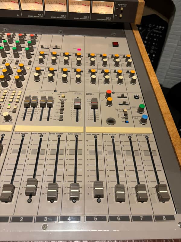 Tascam M-520 Vintage Analog Mixer – Fully Recapped & Serviced